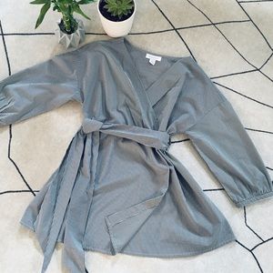 Maternity wrap blouse with tie